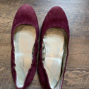 Audrey Brooke mulberry velvet size 9.5 flats